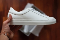 Witte sneakers veroorzaken een stijlrevolutie