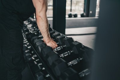 Twee keer dertig minuten trainen is genoeg voor spiermassa