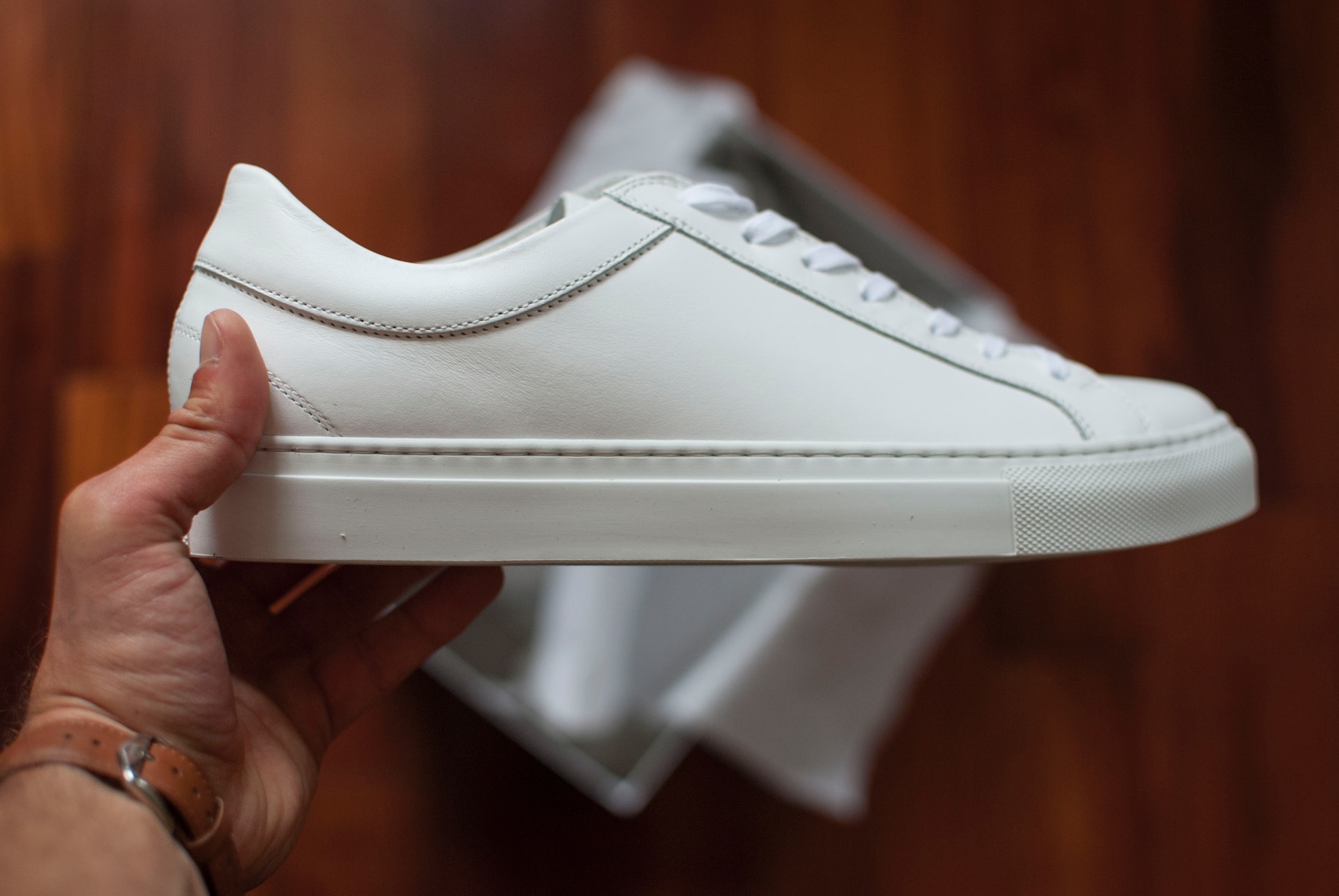 Witte sneakers veroorzaken een stijlrevolutie